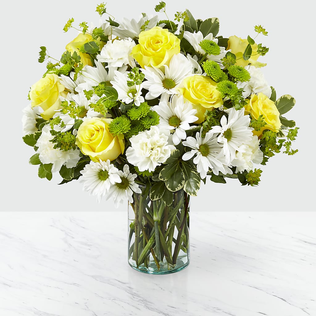 Happy Day Bouquet – Gilberts Flowers, Fenwick ON