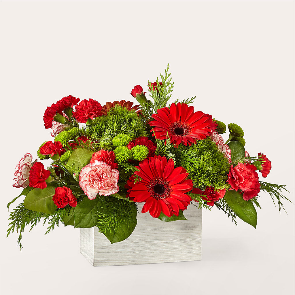 The Rudolph Bouquet – Gilberts Flowers, Fenwick ON