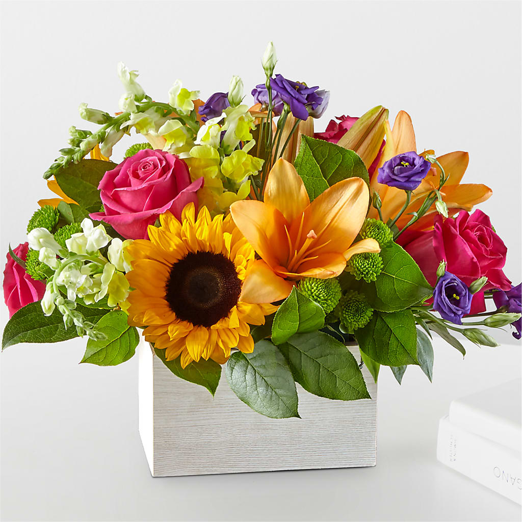 Best Day Box Bouquet – Gilberts Flowers, Fenwick ON