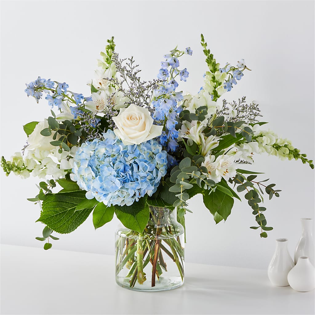 Coastal Blossom Bouquet – Gilberts Flowers, Fenwick ON