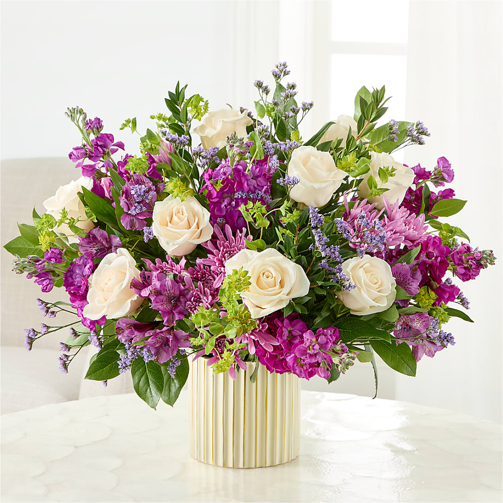 The Boutique Bouquet – Gilberts Flowers, Fenwick ON