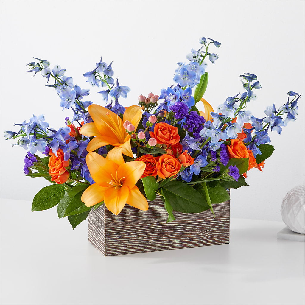 Radiant Citrus Box Bouquet – Gilberts Flowers, Fenwick ON