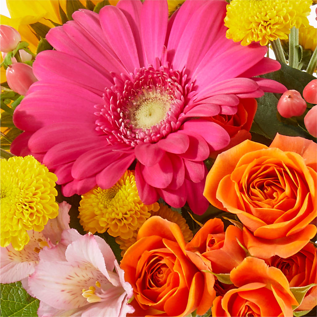 Florist Original Mixed Bouquet – Gilberts Flowers, Fenwick ON