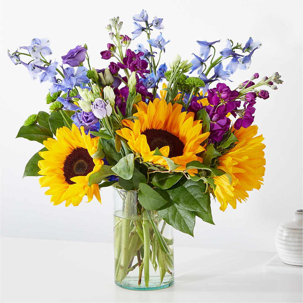 Catching Rays Bouquet – Gilberts Flowers, Fenwick ON