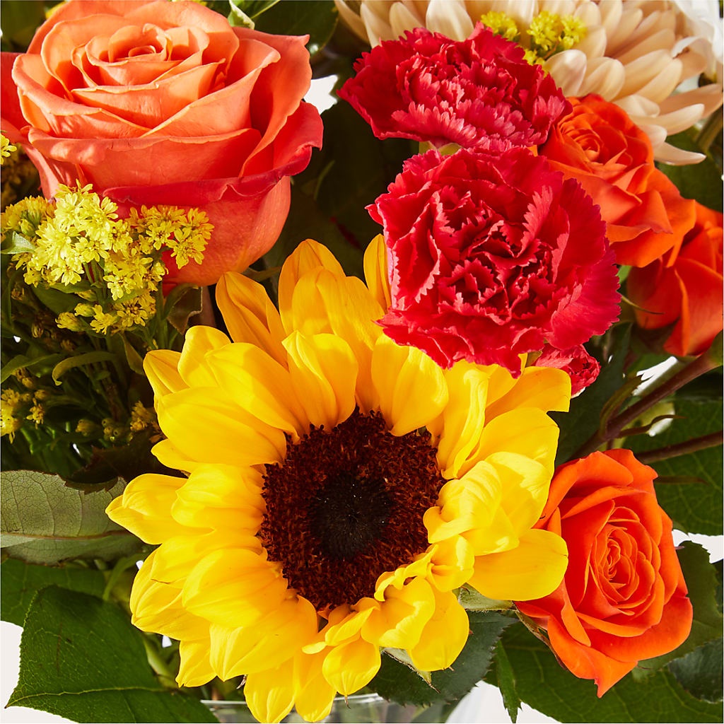 Sweater Season - A Florist Original – Gilberts Flowers, Fenwick ON