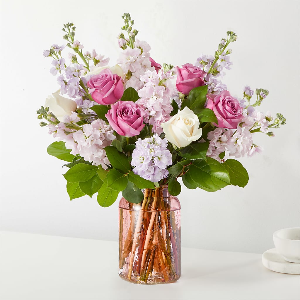 Springtime Spritz Bouquet – Gilberts Flowers, Fenwick ON
