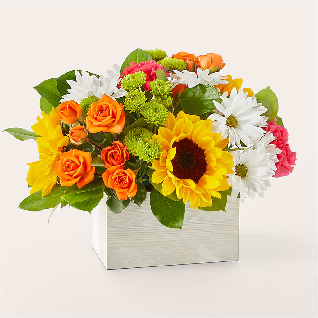 Sun-drenched Blooms Box Bouquet – Gilberts Flowers, Fenwick ON