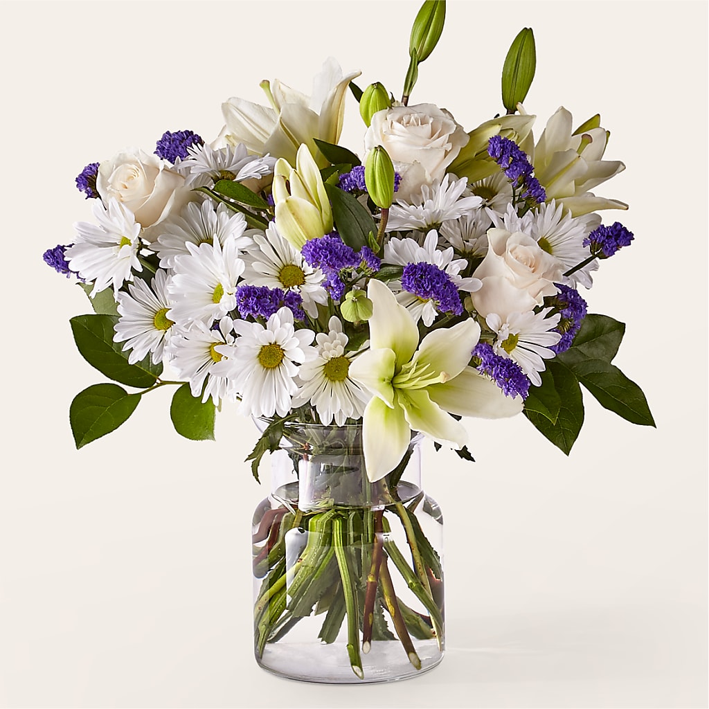 Beyond Blue Bouquet – Gilberts Flowers, Fenwick ON