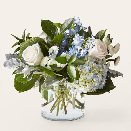 Clear Skies Bouquet – Gilberts Flowers, Fenwick ON