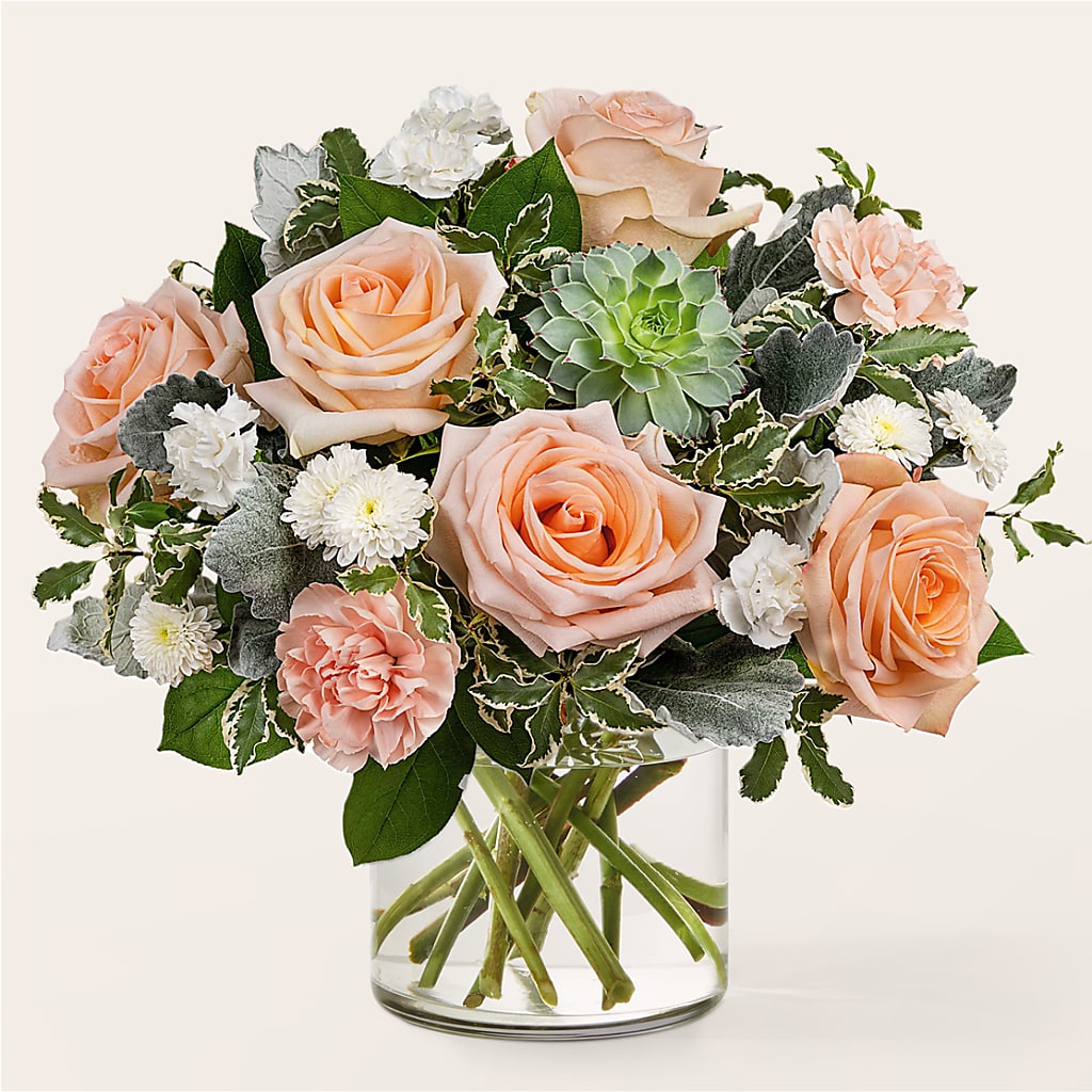 Sweet Tea Bouquet – Gilberts Flowers, Fenwick ON