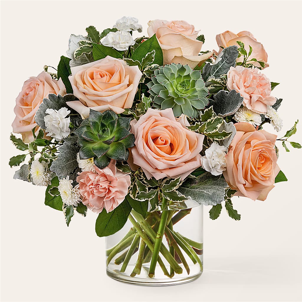 Sweet Tea Bouquet – Gilberts Flowers, Fenwick ON