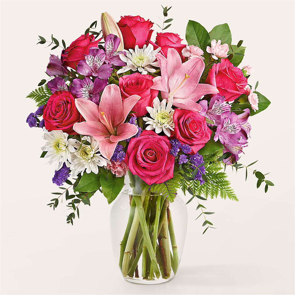 Lace & Pearls Bouquet – Gilberts Flowers, Fenwick ON
