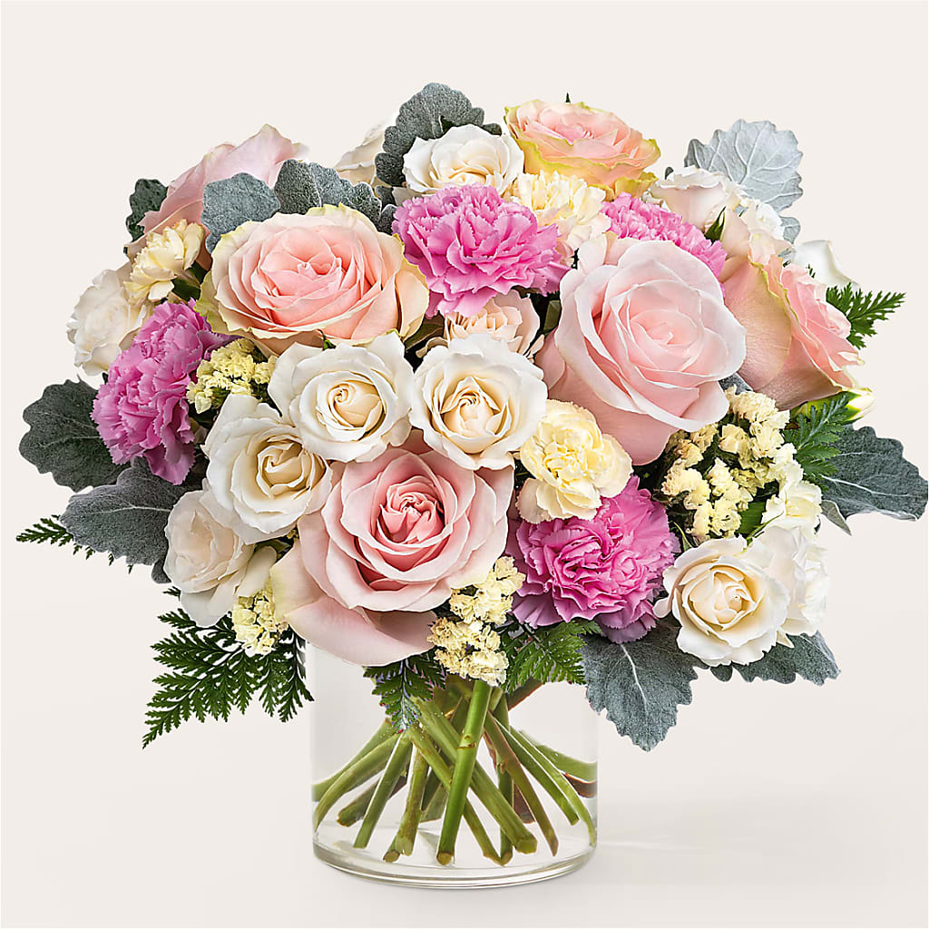 Blissful Moments Bouquet – Gilberts Flowers, Fenwick ON