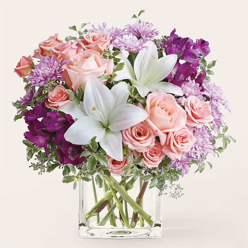 Mani Pedi Bouquet – Gilberts Flowers, Fenwick ON