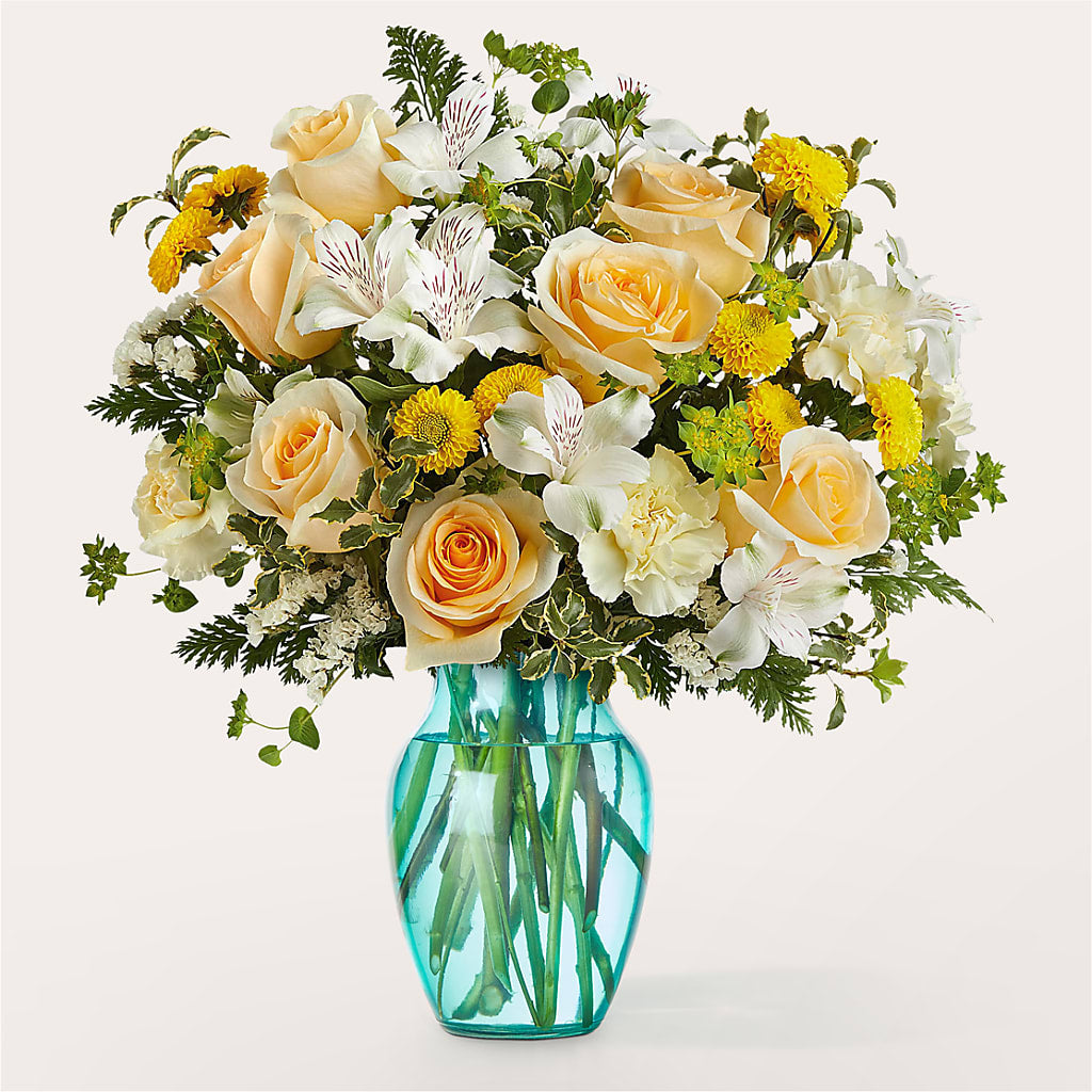Crisp and Clean Bouquet – Gilberts Flowers, Fenwick ON