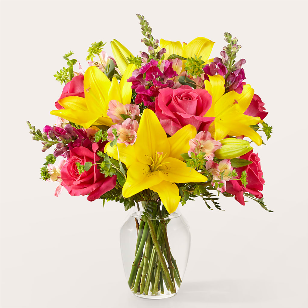 Lovely Day Bouquet – Gilberts Flowers, Fenwick ON