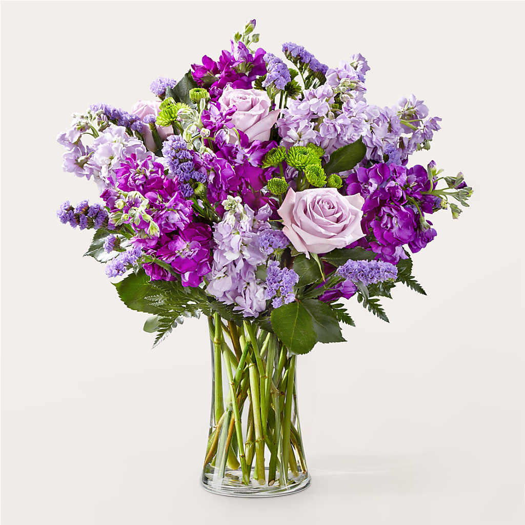 Grapeful Bouquet – Gilberts Flowers, Fenwick ON