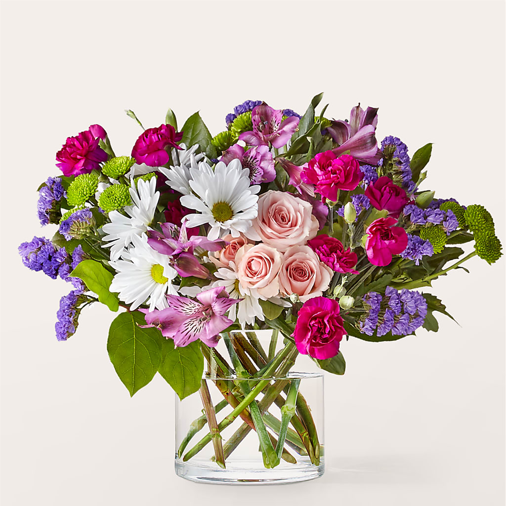 Wild Berry Bouquet – Gilberts Flowers, Fenwick ON