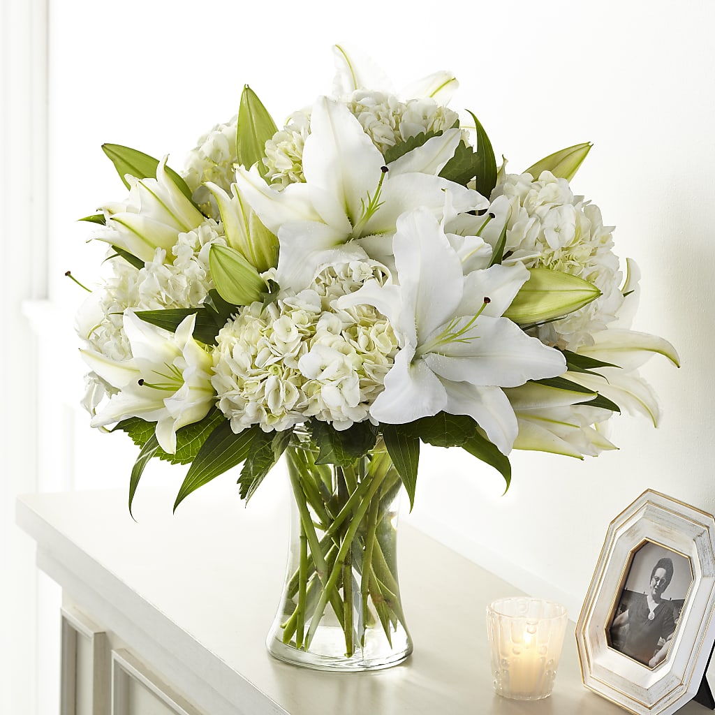 Compassionate Lily Bouquet – Gilberts Flowers, Fenwick ON