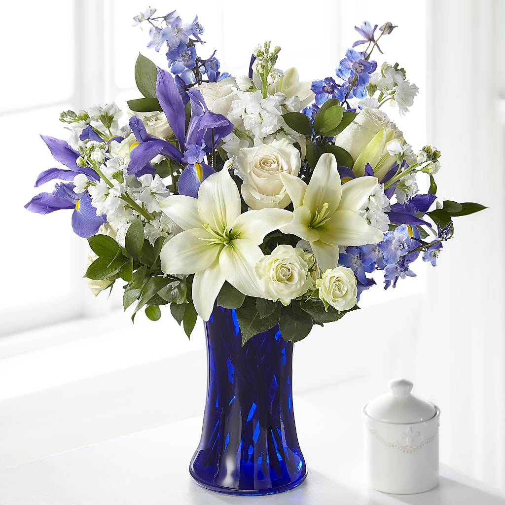 Calming Comfort Bouquet – Gilberts Flowers, Fenwick ON