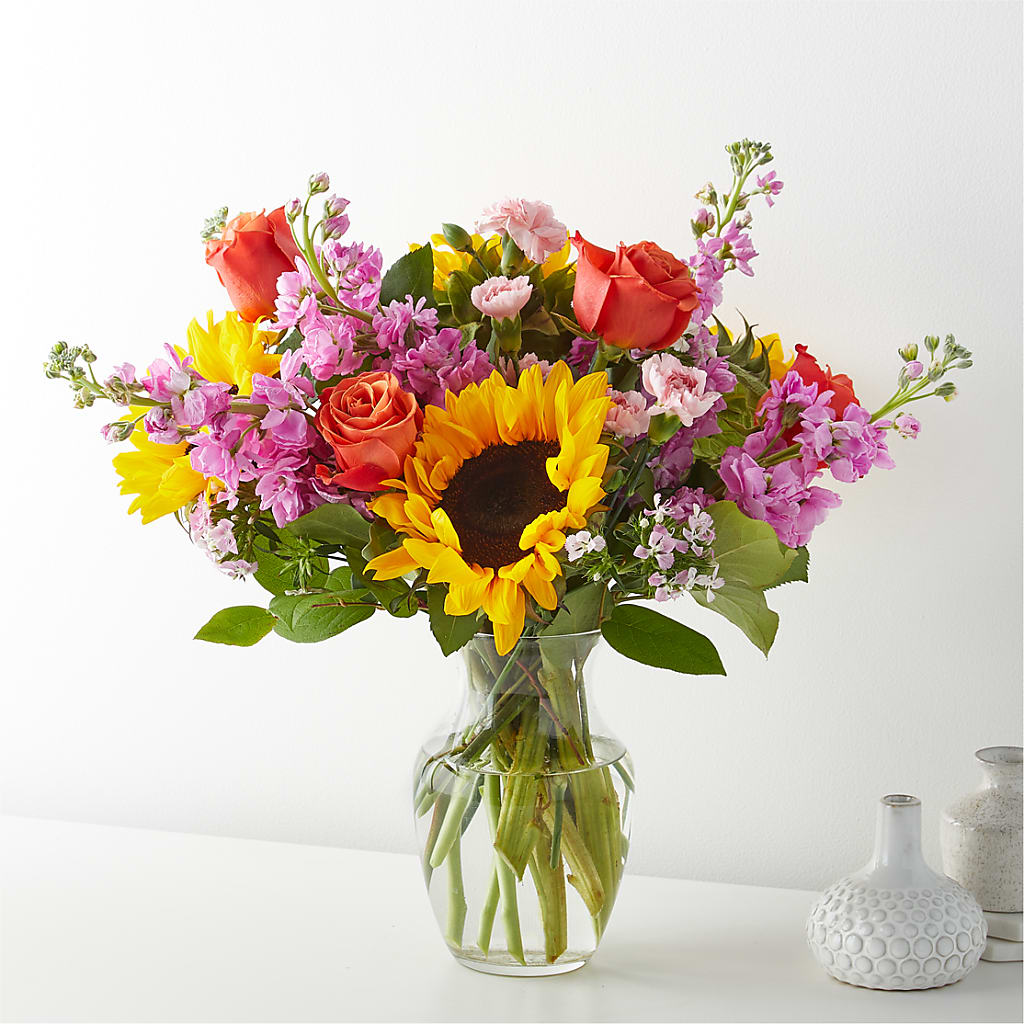 Yellow Brick Road Bouquet – Gilberts Flowers, Fenwick ON