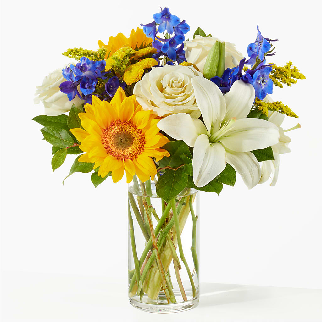 Stargazing Bouquet – Gilberts Flowers, Fenwick ON