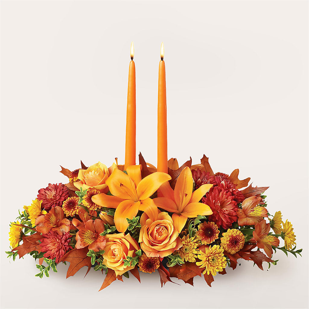 Traditions Centerpiece – Gilberts Flowers, Fenwick ON