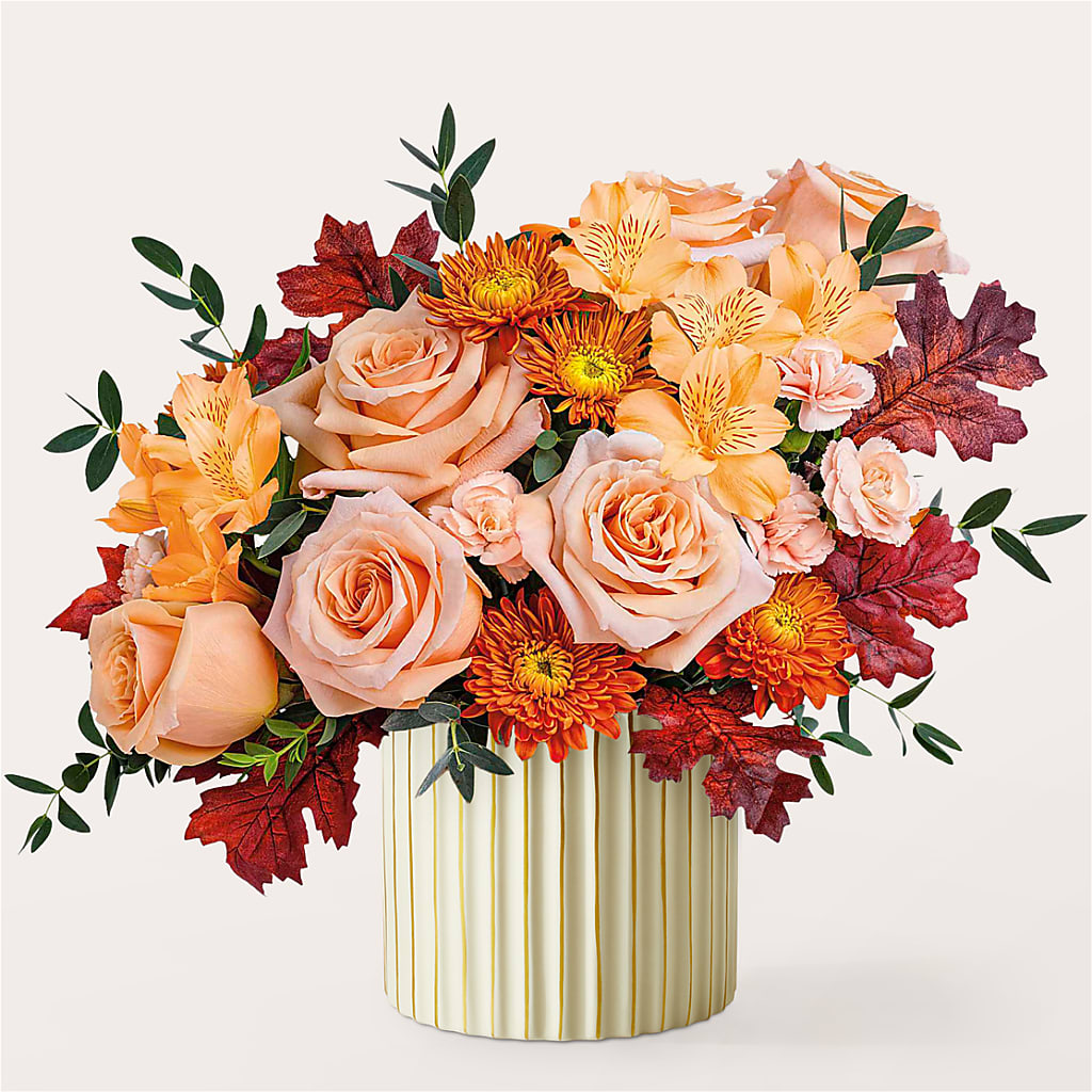 Spiced Latte Bouquet with Ivory Vase – Gilberts Flowers, Fenwick ON
