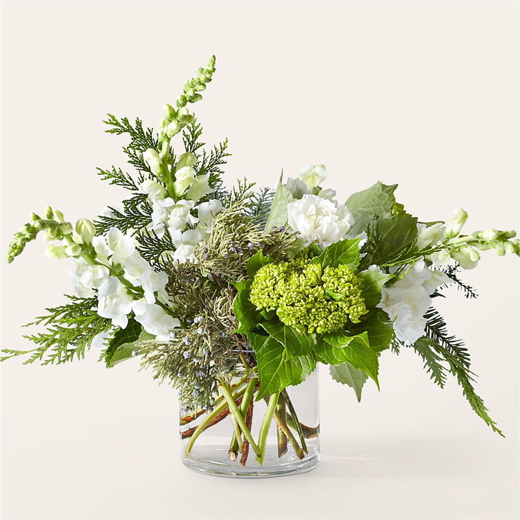 Marshmallows on Top Bouquet – Gilberts Flowers, Fenwick ON