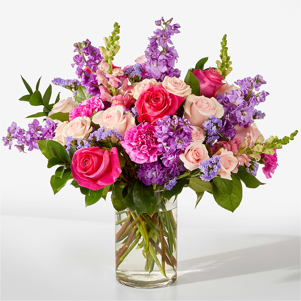 The Cha-Cha Bouquet – Gilberts Flowers, Fenwick ON