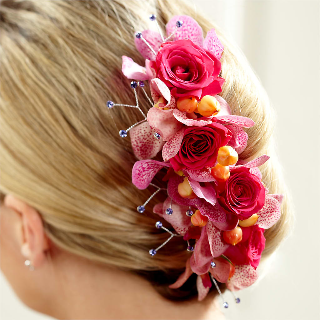Celestial Hair Decor – Gilberts Flowers, Fenwick ON