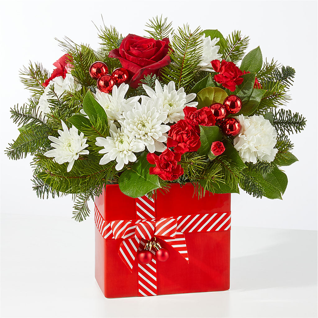 Presents Under the Tree Bouquet –  Gilberts Flowers, Fenwick ON