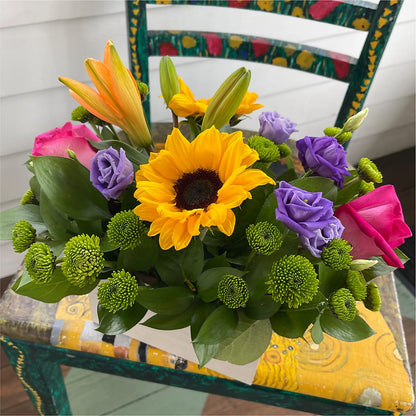 Best Day Box Bouquet –  Gilberts Flowers, Fenwick ON