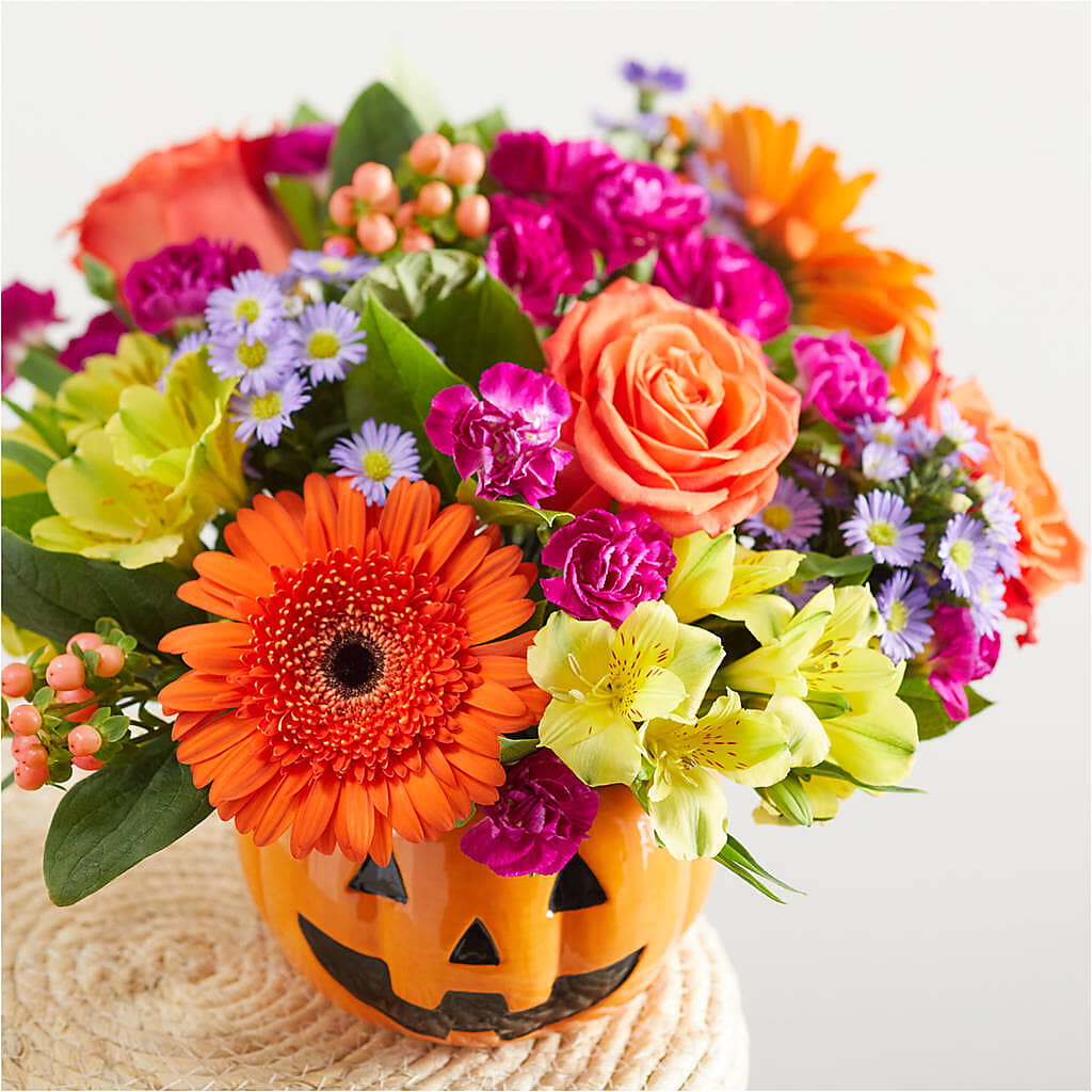 Tricks & Treats Pumpkin –  Gilberts Flowers, Fenwick ON