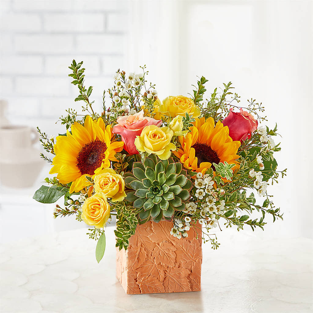 Sunflower Season Bouquet –  Gilberts Flowers, Fenwick ON