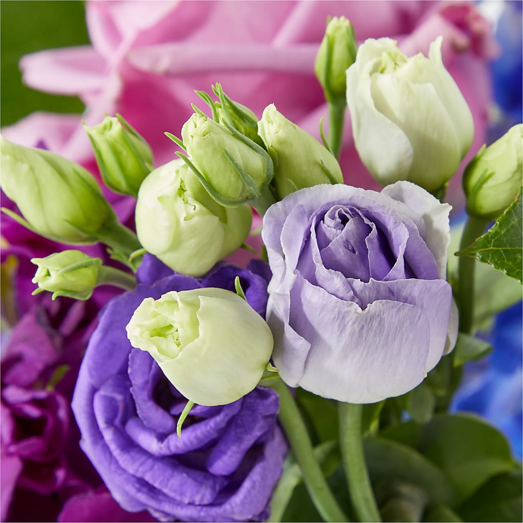 Twilight Glow Bouquet –  Gilberts Flowers, Fenwick ON