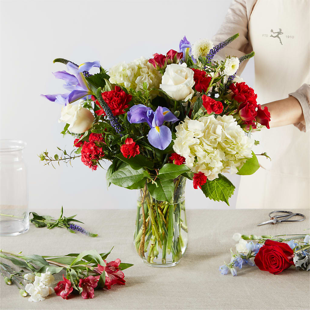 Star Spangled - A Florist Original –  Gilberts Flowers, Fenwick ON