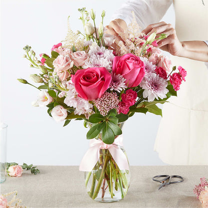 Pink Ribbon - A Florist Original –  Gilberts Flowers, Fenwick ON