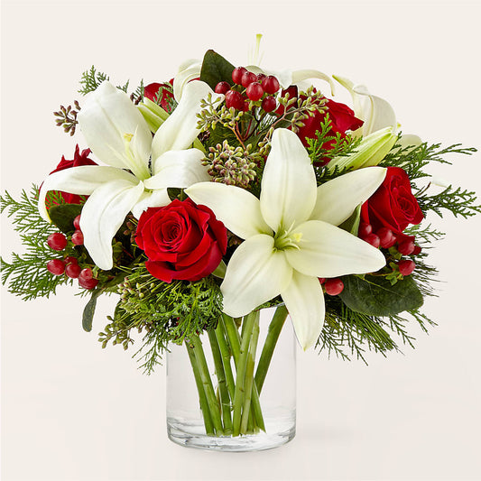 Glittering Lights Bouquet –  Gilberts Flowers, Fenwick ON