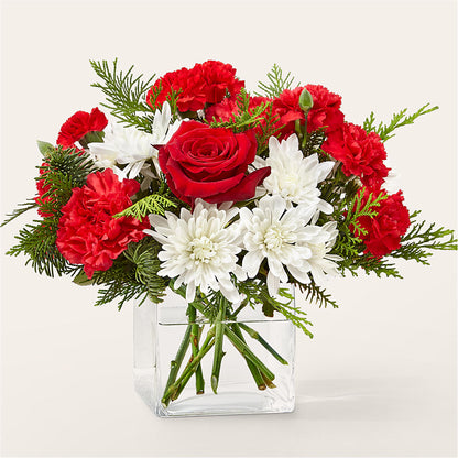 Peppermint Chill Bouquet –  Gilberts Flowers, Fenwick ON