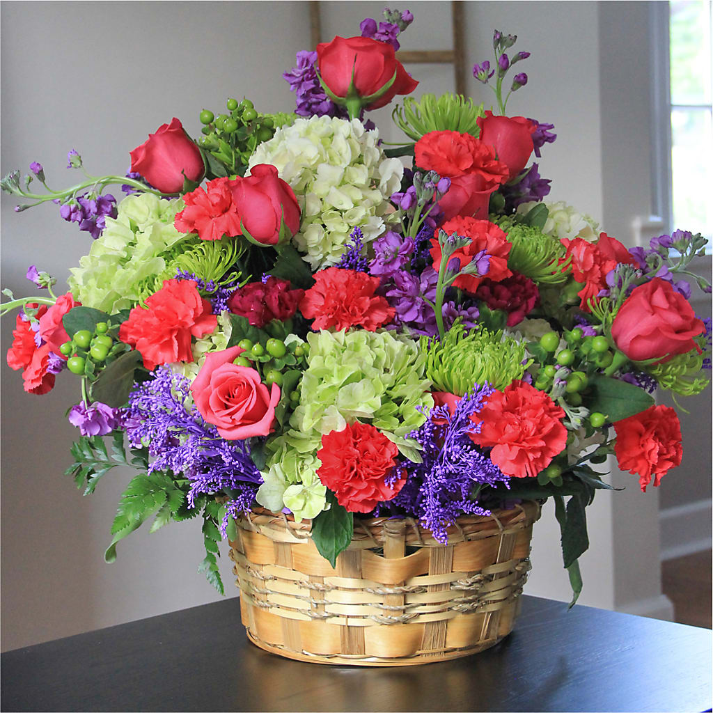 Warm Embrace Arrangement –  Gilberts Flowers, Fenwick ON