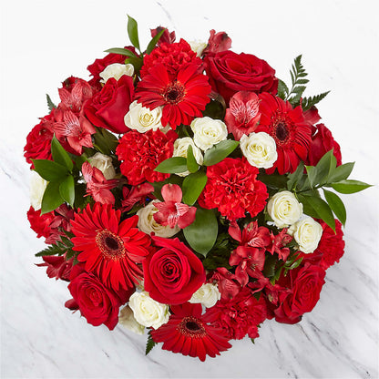 Hearts Embrace Bouquet –  Gilberts Flowers, Fenwick ON