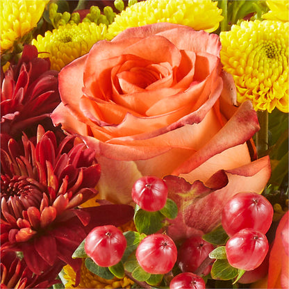 Apple Picking Bouquet –  Gilberts Flowers, Fenwick ON