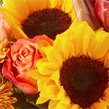 Acorn Lane Bouquet –  Gilberts Flowers, Fenwick ON