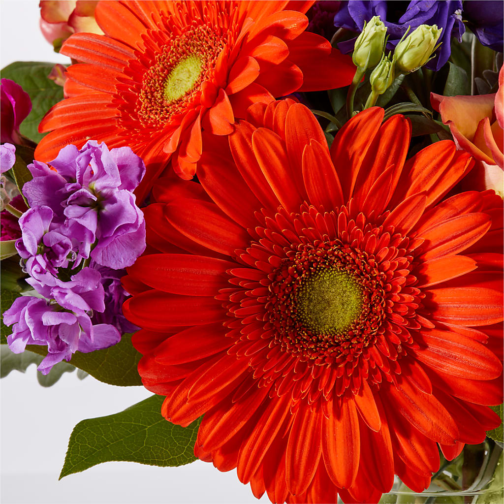 Sangria Bouquet –  Gilberts Flowers, Fenwick ON