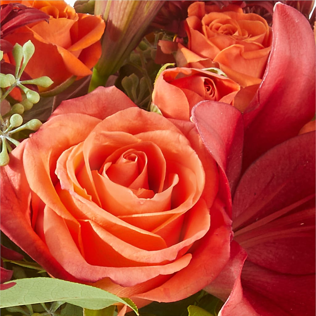 Crimson Leaves Bouquet –  Gilberts Flowers, Fenwick ON