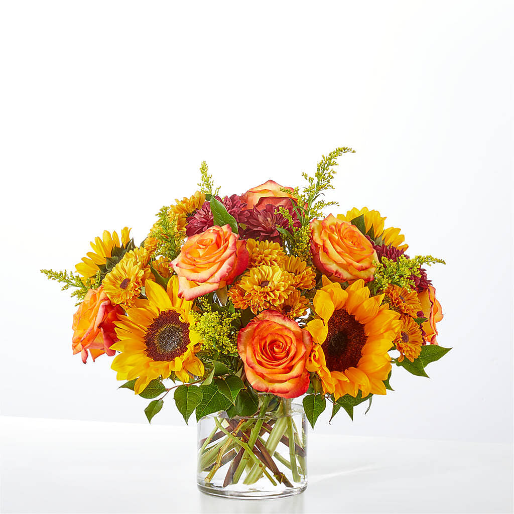 Flannel Scarf Bouquet –  Gilberts Flowers, Fenwick ON