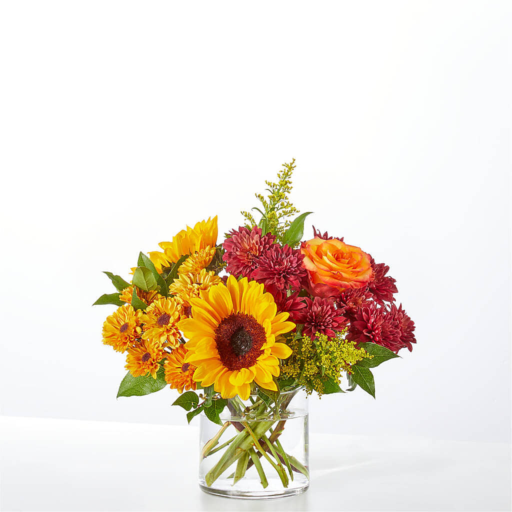 Flannel Scarf Bouquet –  Gilberts Flowers, Fenwick ON