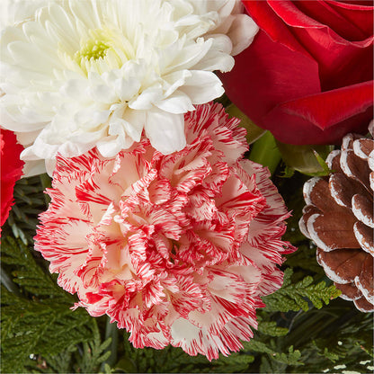 Candy Cane Lane Bouquet –  Gilberts Flowers, Fenwick ON