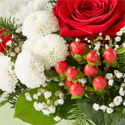 Chance of Flurries Bouquet –  Gilberts Flowers, Fenwick ON